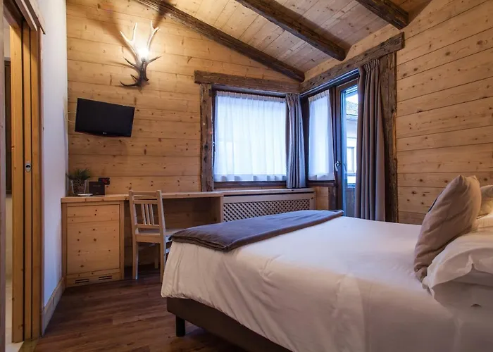 ネバダ ホテル 3*