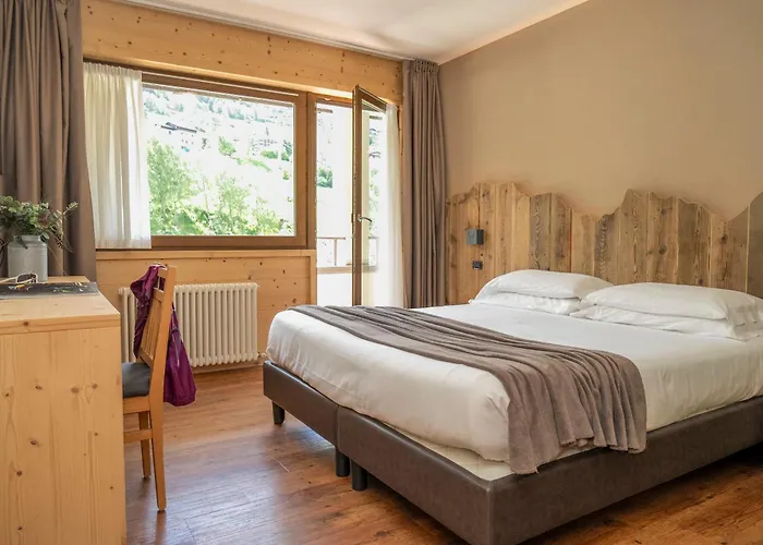 ネバダ ホテル ボルミオ